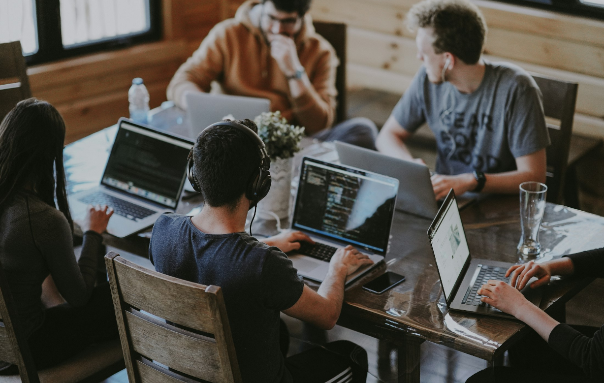 Remote meeting with Genius Fixers